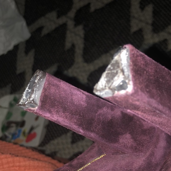 Salvatore Ferragamo suede size 6 1/2 - Picture 10 of 15